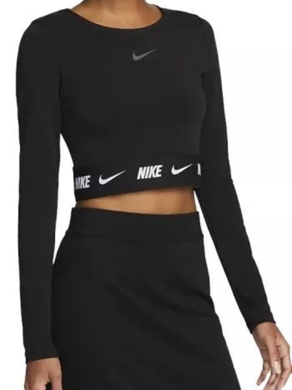 Nike Women's Sportswear Tape Crop Top long sleeves & branded elastic crop Sz M